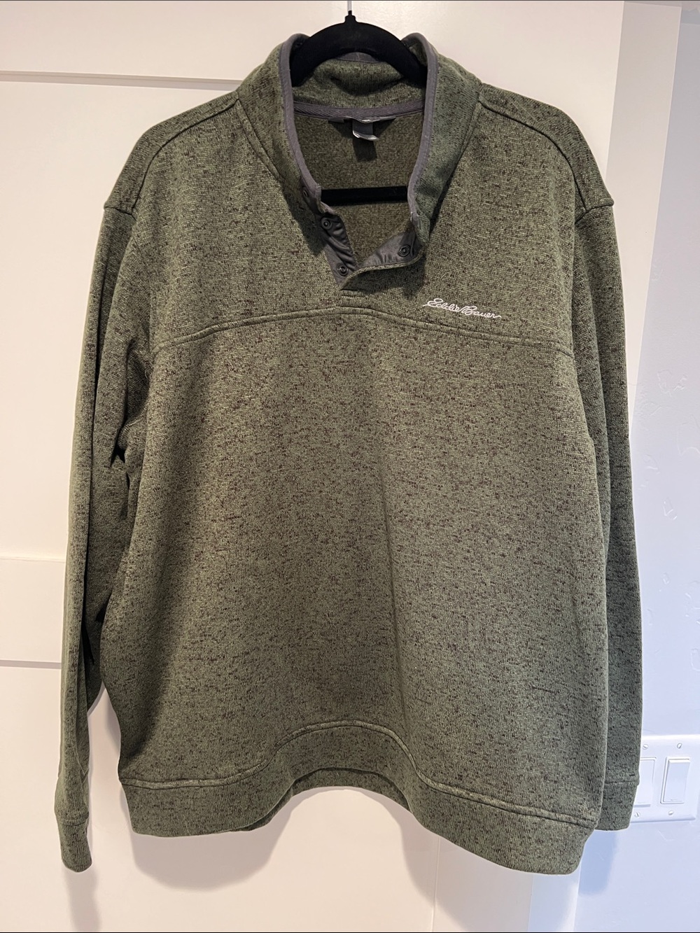Eddie Bauer Men's Olive Green Quarter-Snap Fleece Pullover